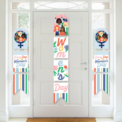 Women's Day - Hanging Vertical Paper Door Banners - Feminist Party Wall Decoration Kit - Indoor Door Decor