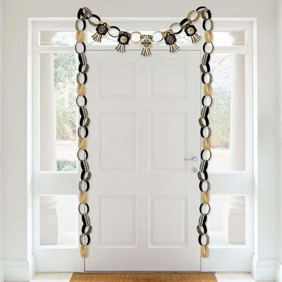 Roaring 20's - 90 Chain Links and 30 Paper Tassels Decoration Kit - 1920s Art Deco Jazz Party Paper Chains Garland - 21 feet