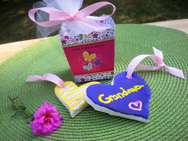 Kid-Friendly Grandparent’s Day Gift Idea: Homemade Clay Ornaments!