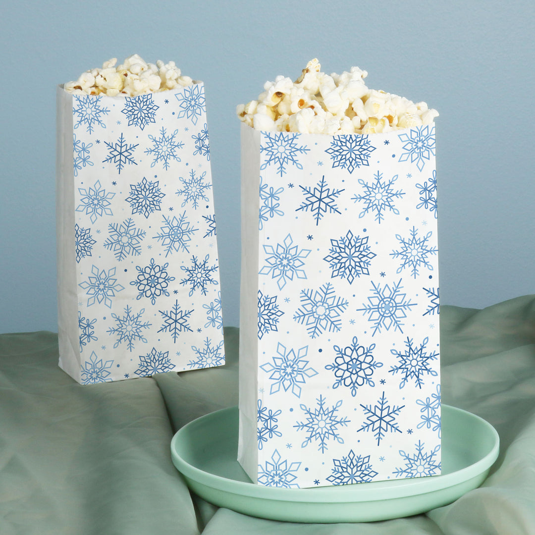Popcorn Bags - Blue Snowflakes - 25 Ct