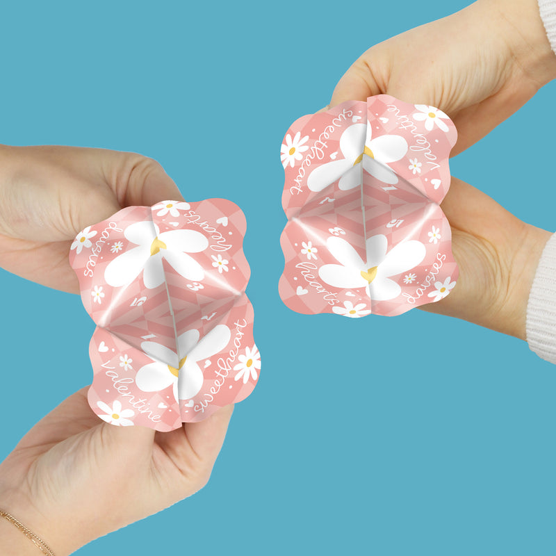 Checkered Daisy Flowers Fortune Tellers - 12 Ct