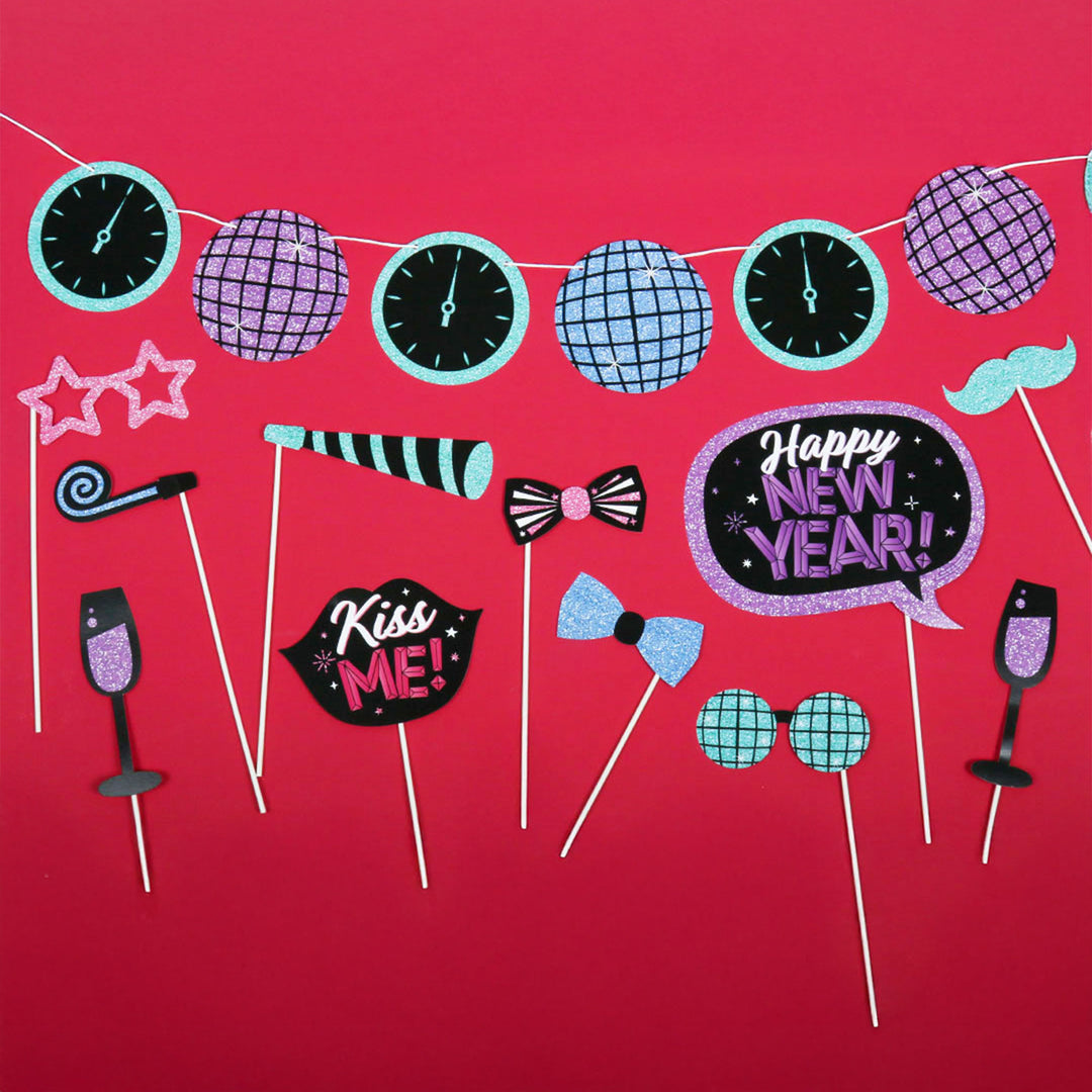 Colorful New Year Garland Banner - 15 Pc