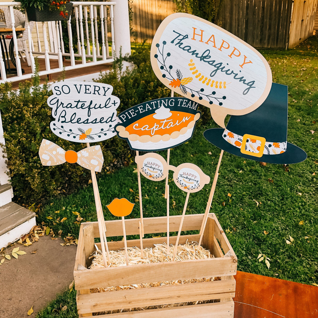 Happy Thanksgiving - Fall Harvest Party Photo Booth Props Kit - 20 Count
