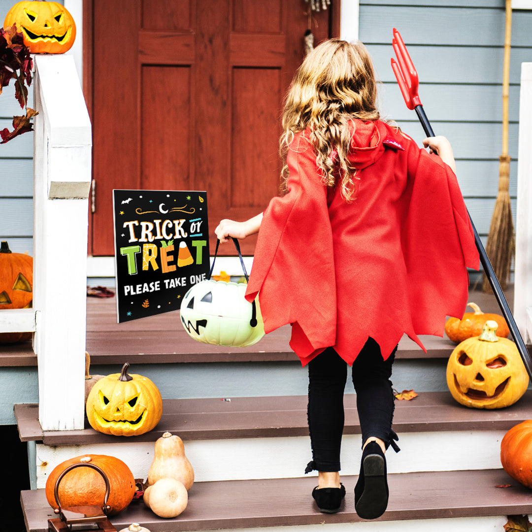 Kids Halloween Trick Or Treat Sign