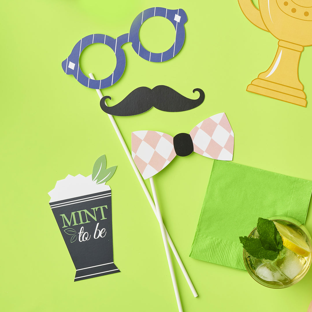 Kentucky Horse Derby - Horse Race Party Photo Booth Props Kit - 20 Count
