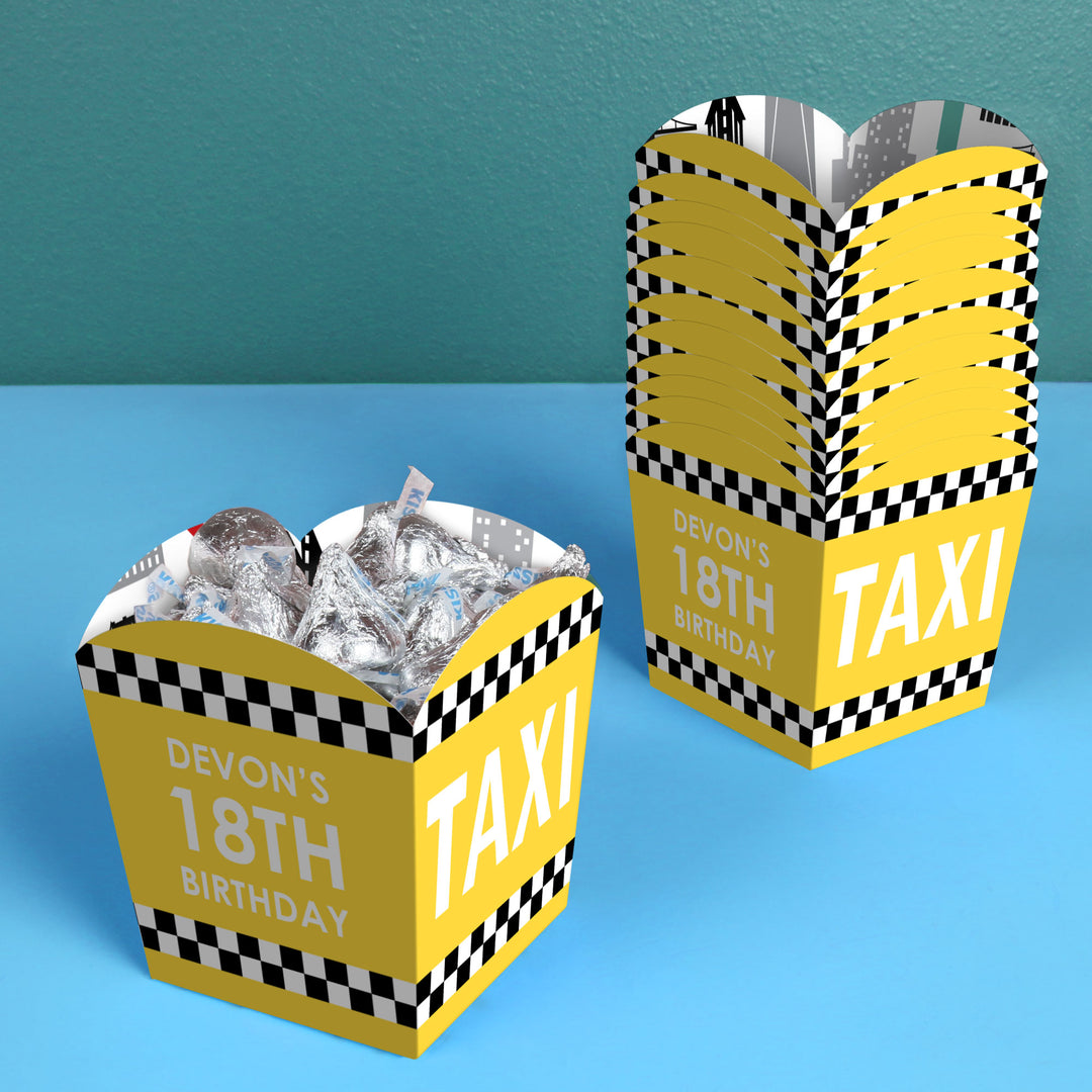 Custom Text NYC Cityscape Treat Boxes - 12 Ct