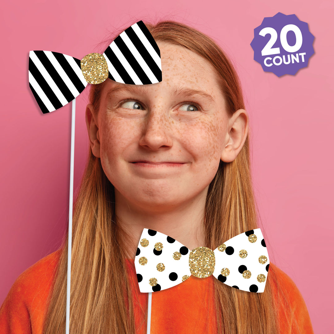 New Year's Eve - Gold -  2027 New Year's Eve Party Photo Booth Props Kit - 20 Count