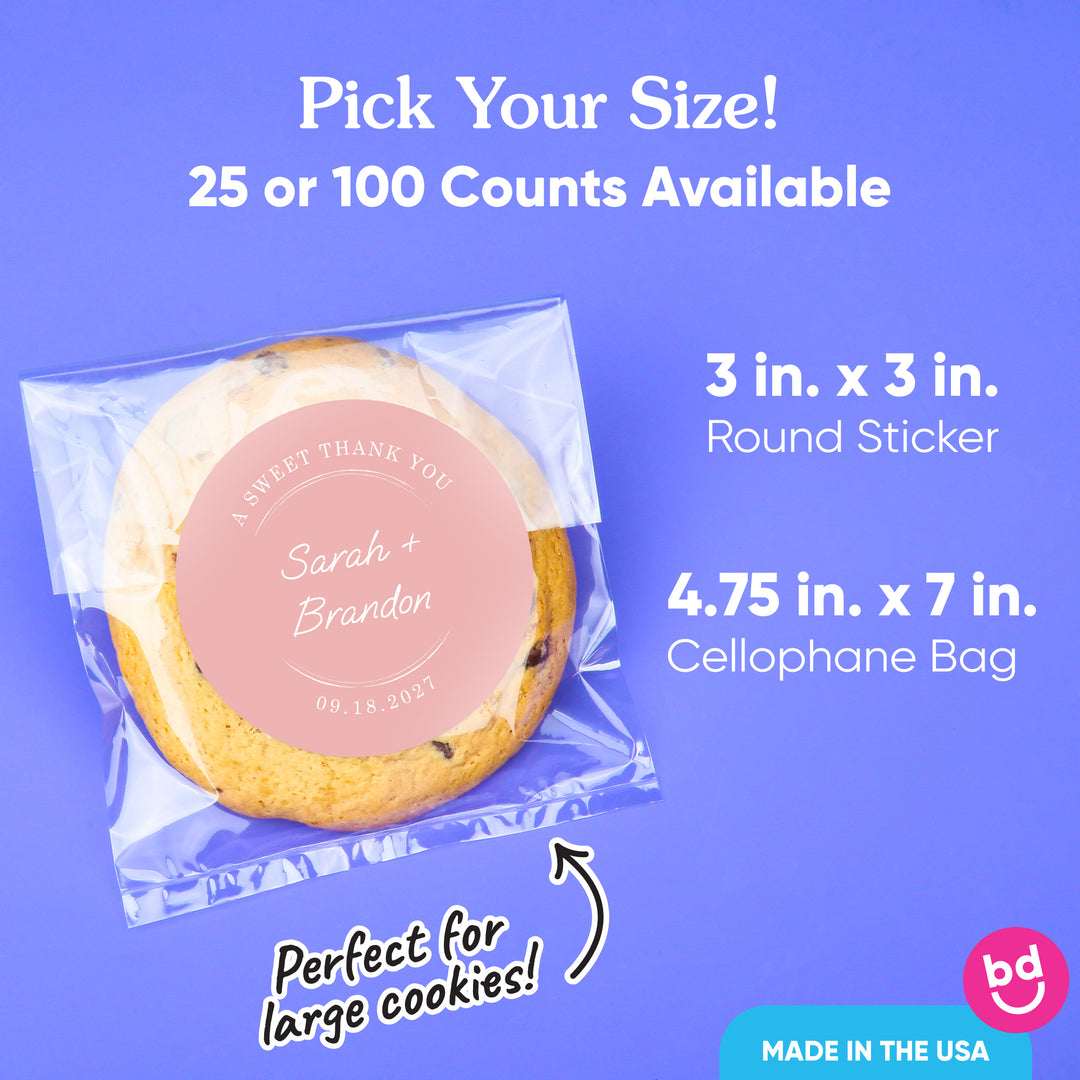 Packaged cookie with a round sticker on a blue background, showing size options and branding.