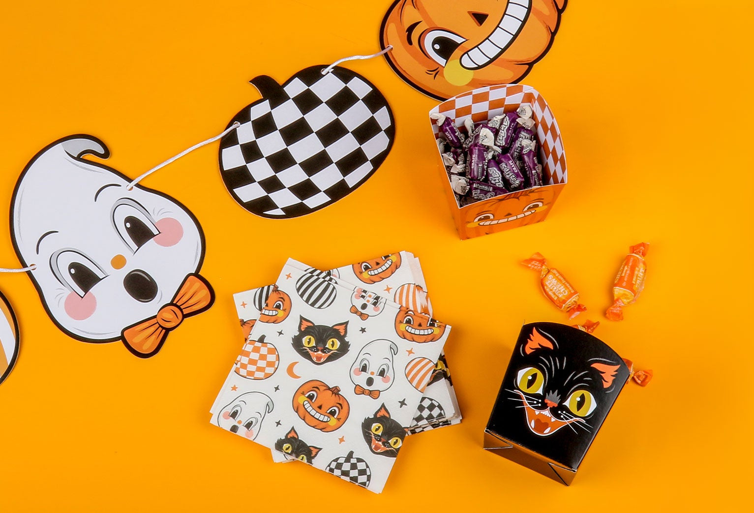 CUTe, CReePY & ReADY TO PARTy.