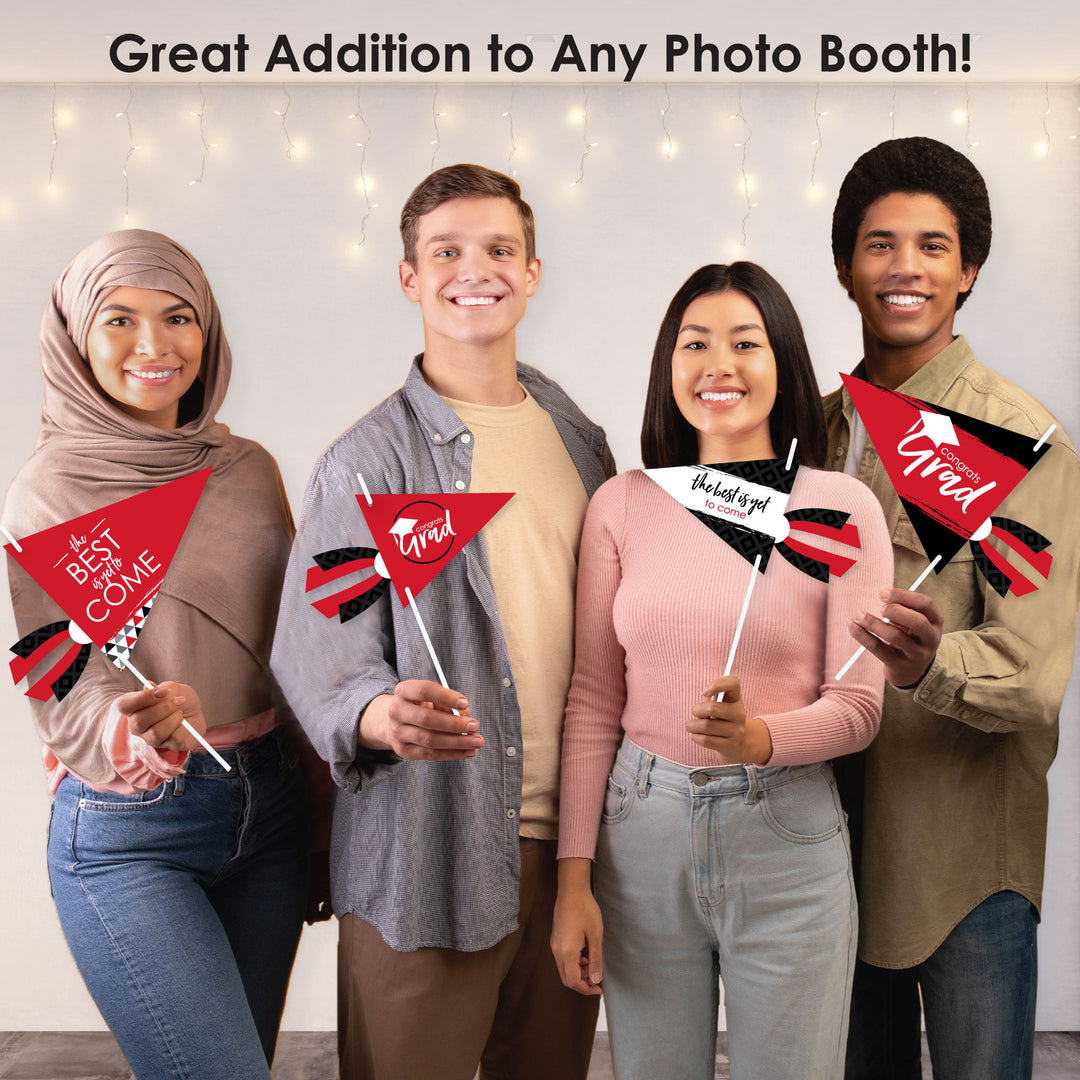Red Grad Pennant Flags - 20 Ct