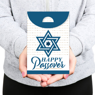 Happy Passover - Pesach Jewish Holiday Gift Favor Bags - Party Goodie Boxes - Set of 12