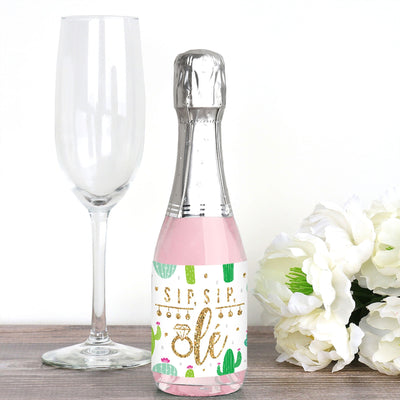 Final Fiesta - Mini Wine and Champagne Bottle Label Stickers - Last Fiesta Bachelorette Party Favor Gift for Women and Men - Set of 16