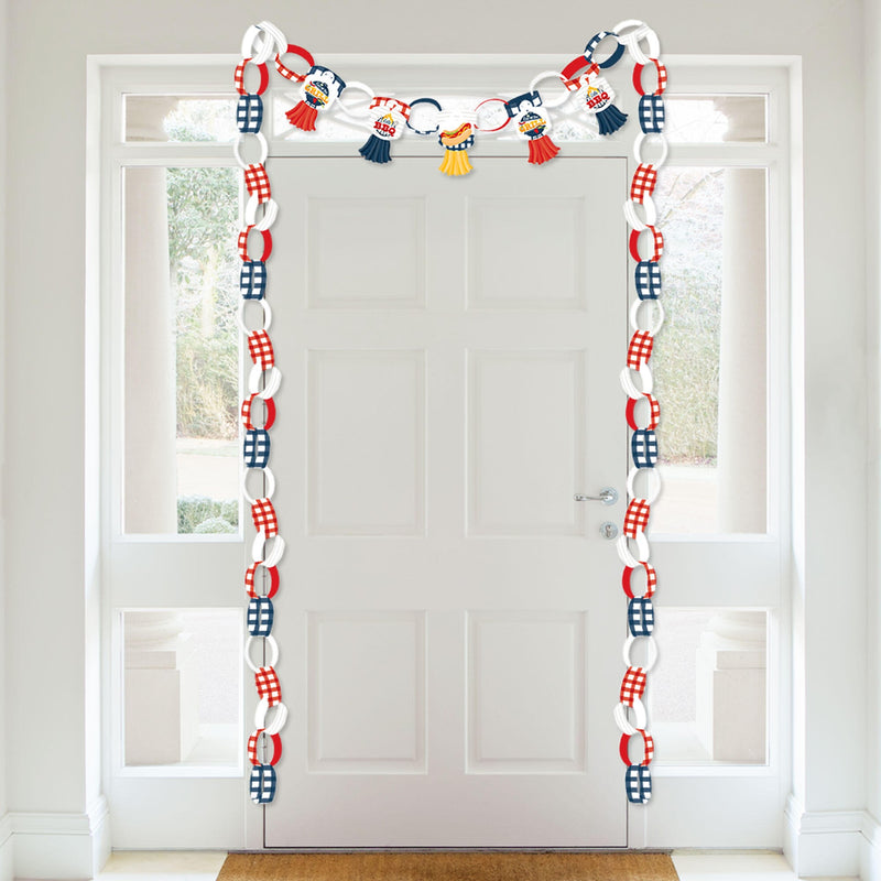 Fire Up the Grill - 90 Chain Links and 30 Paper Tassels Decoration Kit - Summer BBQ Picnic Party Paper Chains Garland - 21 feet