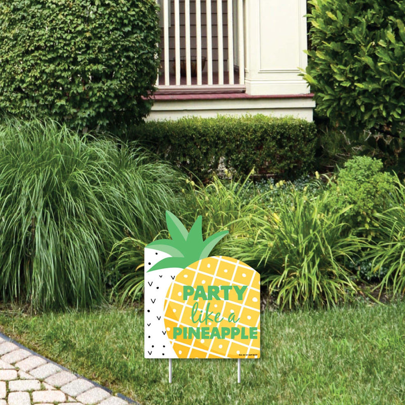 Tropical Pineapple - Outdoor Lawn Sign - Summer Party Yard Sign - 1 Piece